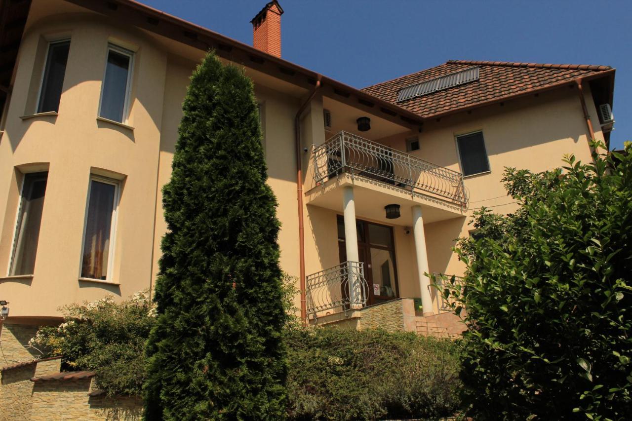 Villamerica Miskolc Dış mekan fotoğraf