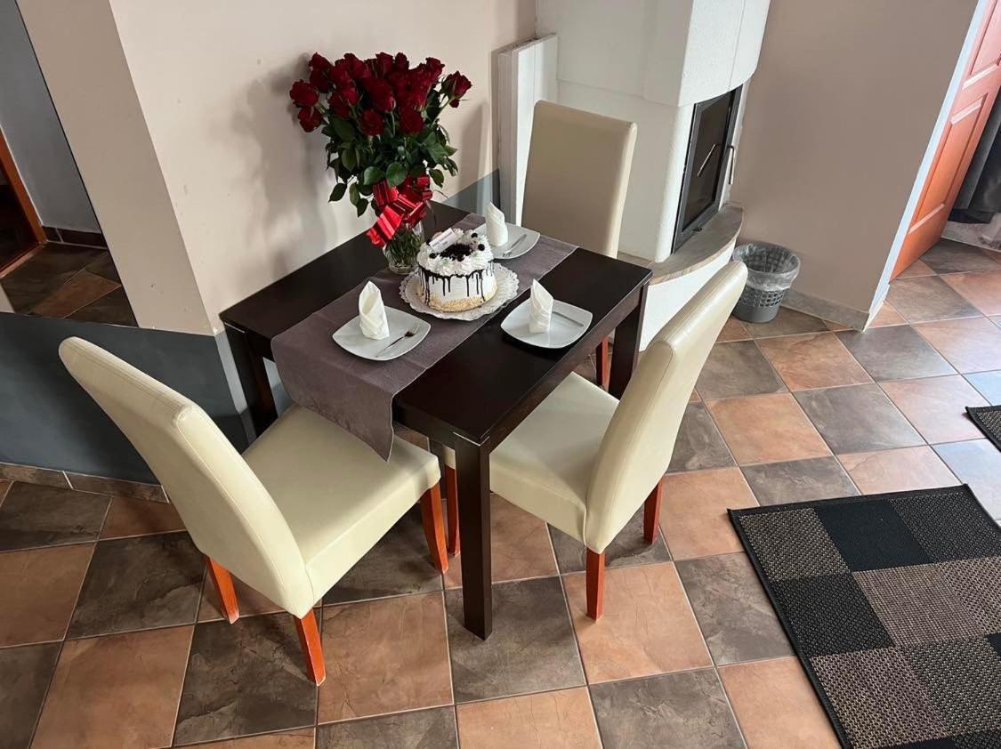 Villamerica Miskolc Dış mekan fotoğraf