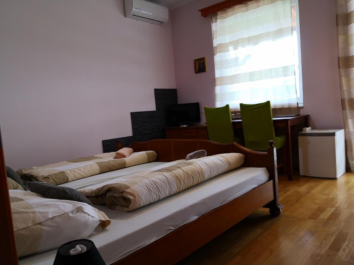 Villamerica Miskolc Dış mekan fotoğraf